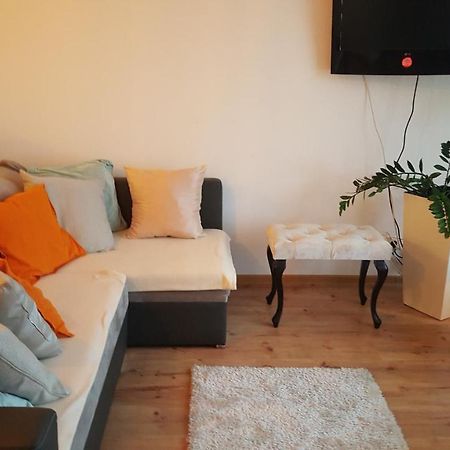 Ferienwohnung Przymetrze Warschau Exterior foto